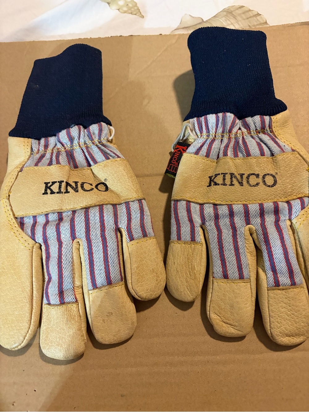 Kinco Men’s Striped Leather Palm Work Gloves — Heatkeep insulation Tan & Navy M